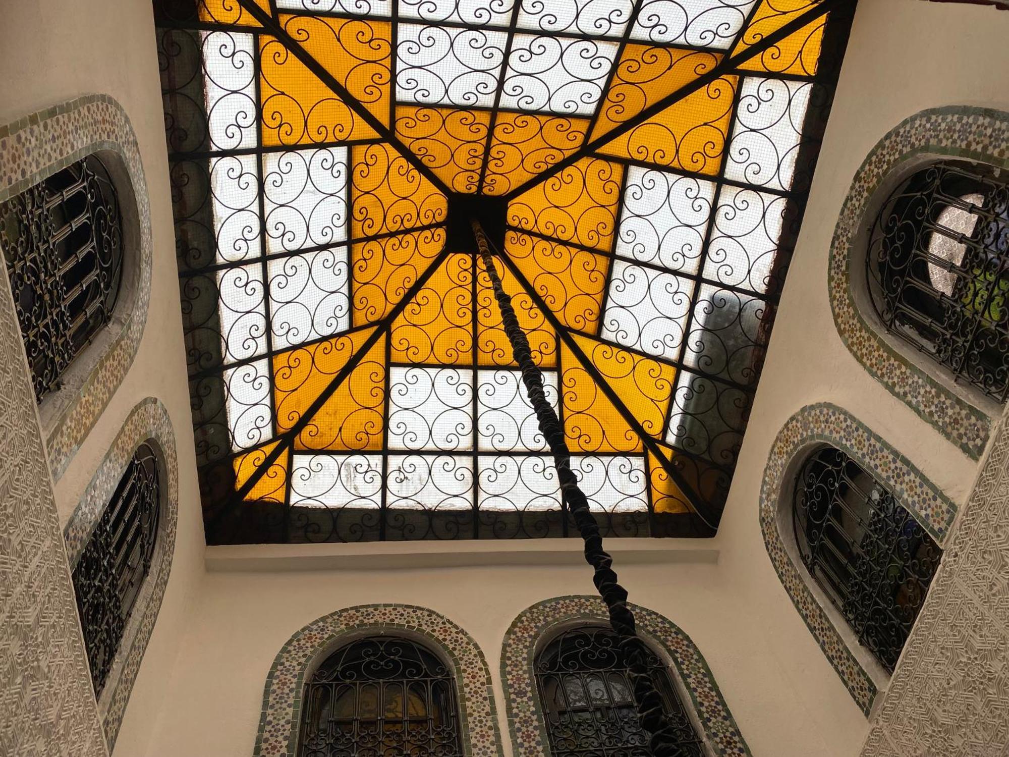 Riad Nezha Avec Jacuzzi Et 3 Piscines Au Coeur De มาร์ราเกช ภายนอก รูปภาพ