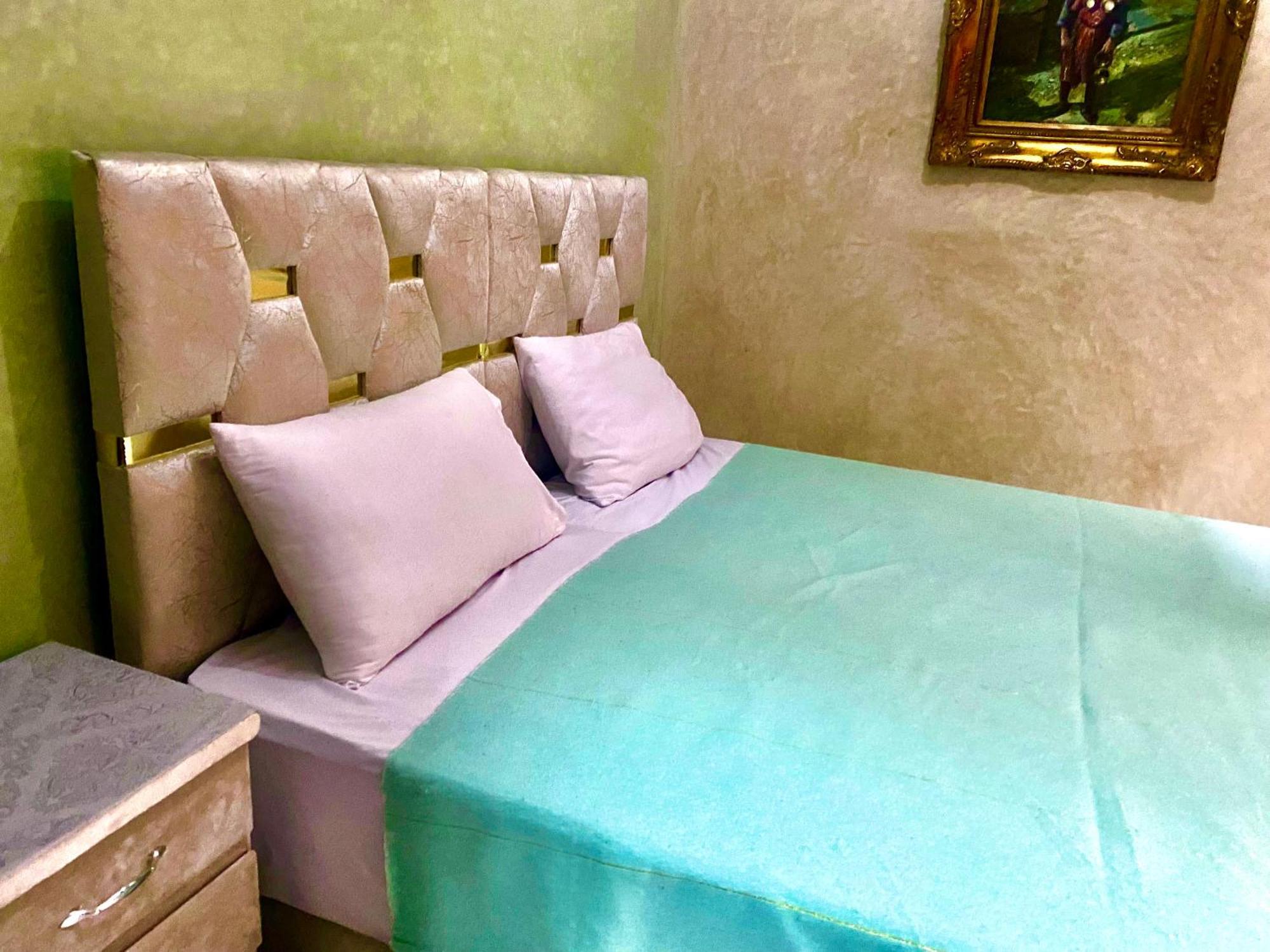 Riad Nezha Avec Jacuzzi Et 3 Piscines Au Coeur De มาร์ราเกช ภายนอก รูปภาพ