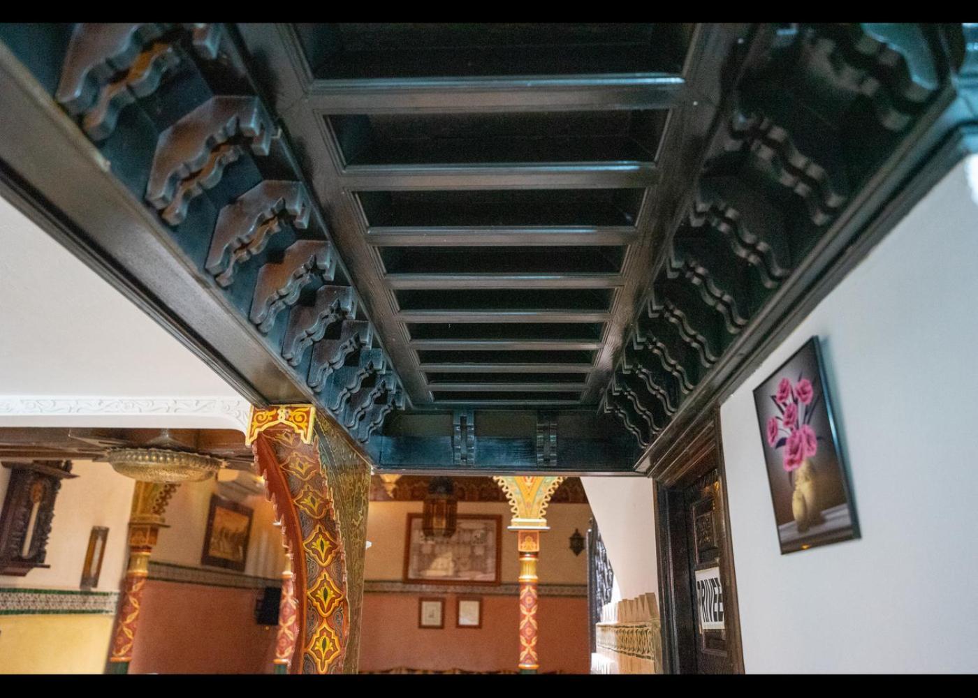 Riad Nezha Avec Jacuzzi Et 3 Piscines Au Coeur De มาร์ราเกช ภายนอก รูปภาพ